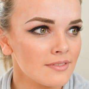 Microblading eyebrows in manchester